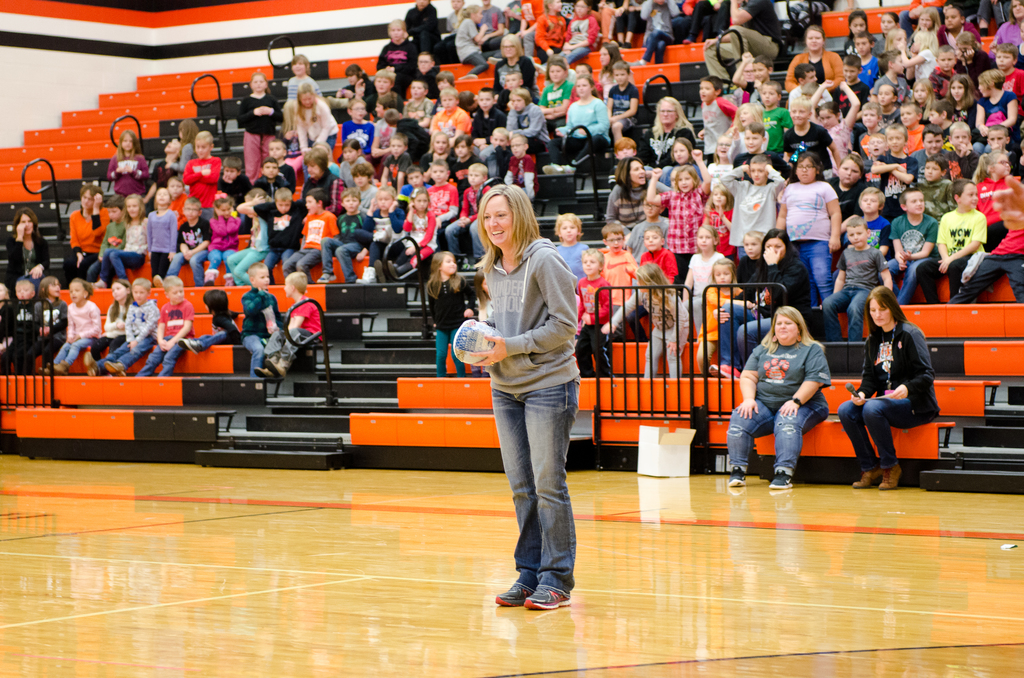 Mrs. Mason getting ready to show proper form to win a frozen turkey!