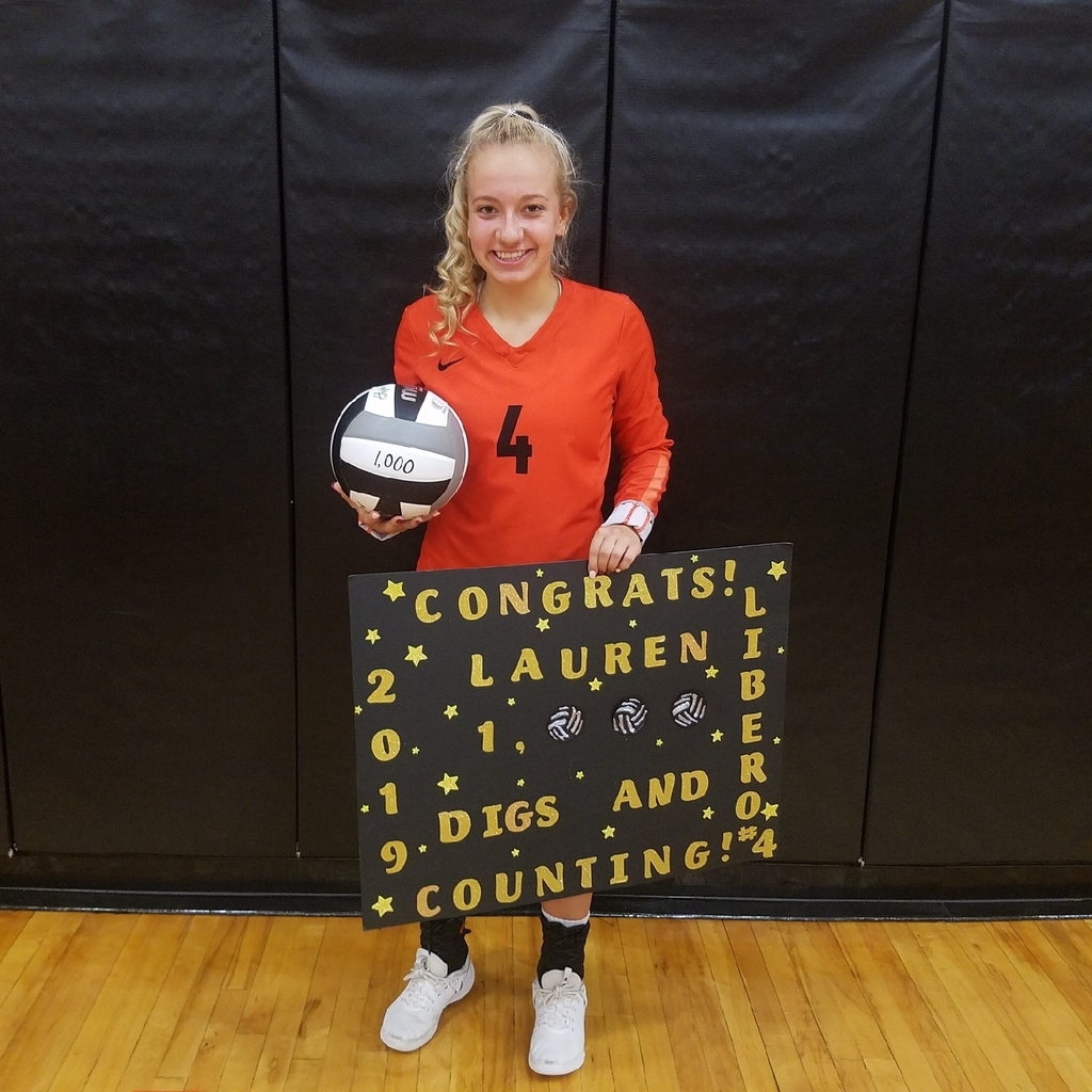 Lauren Bogner holding volleyball